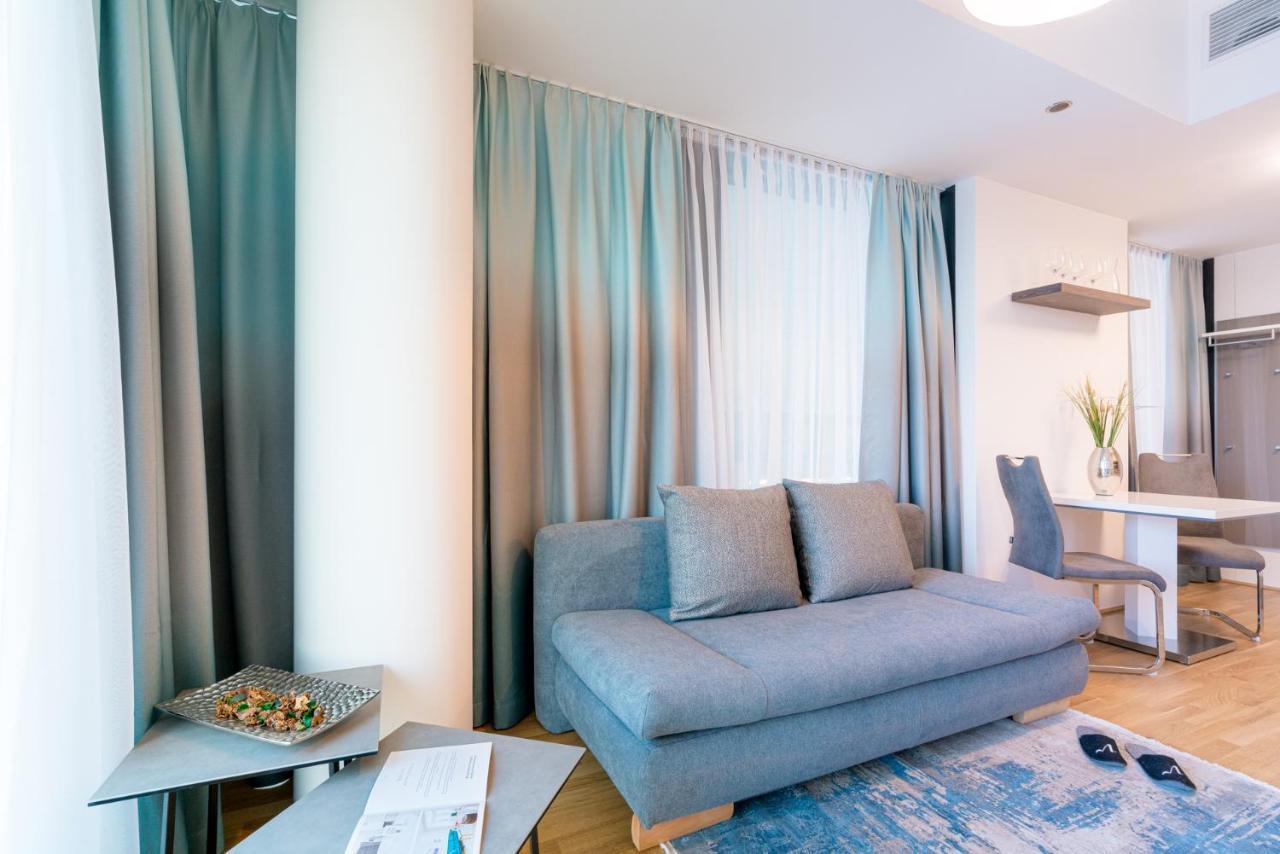 Residence, Marina Tower - Danube Aparthotel Wenen